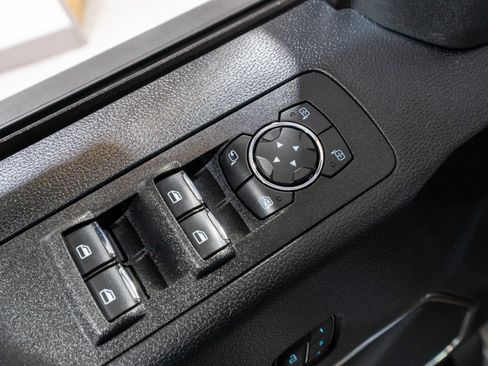 Used 2019 Ford F150 Lariat image 16