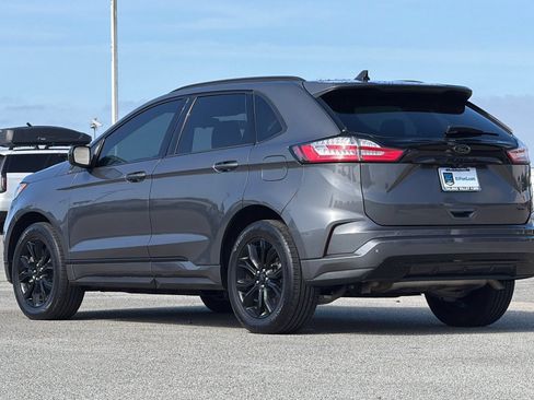 Used 2022 Ford Edge SE w/ Black Appearance Package AWD/4WD image 6