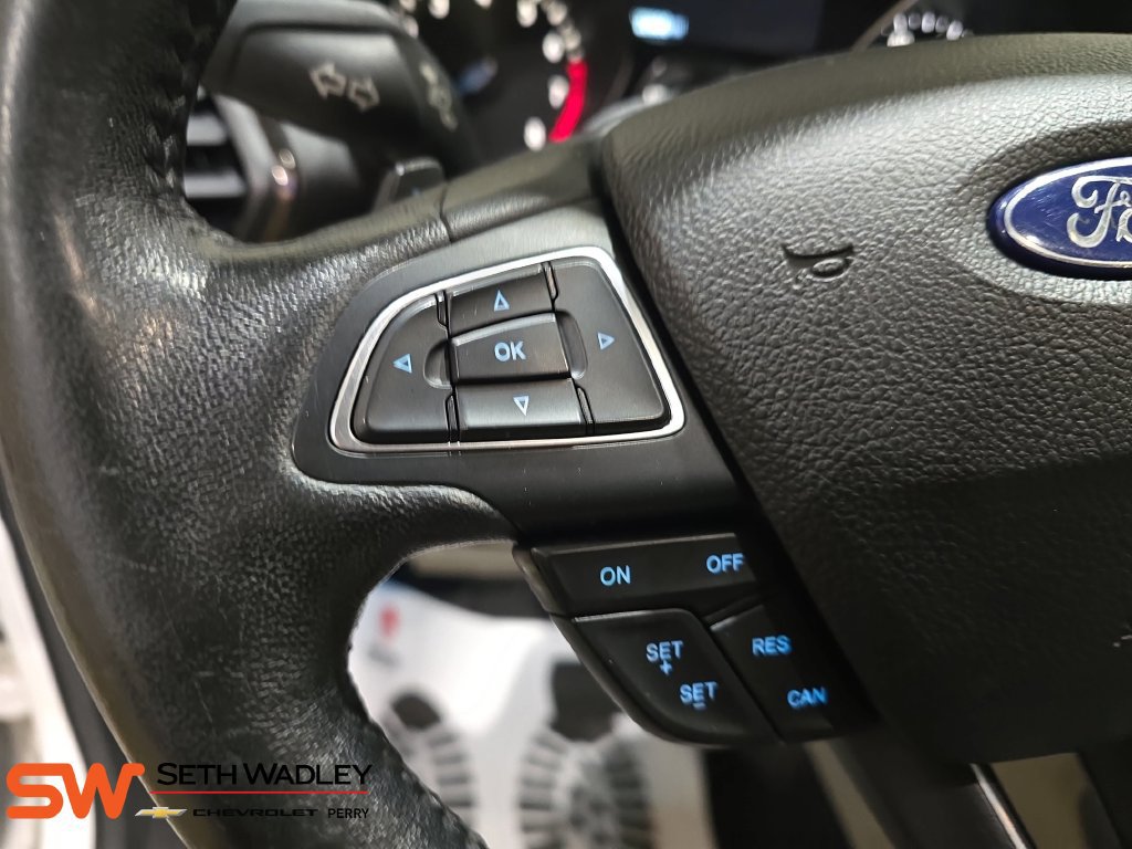 Used 2018 Ford Escape Titanium AWD/4WD image 17