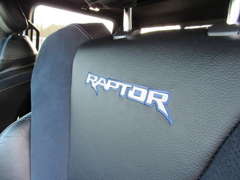 Used 2019 Ford F150 Raptor w/ Equipment Group 802A Luxury AWD/4WD image 37