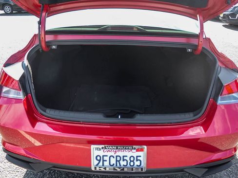 Certified 2023 Hyundai Elantra SEL image 35