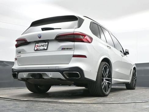 Used 2023 BMW X5 M50i w/ Executive Package image 45