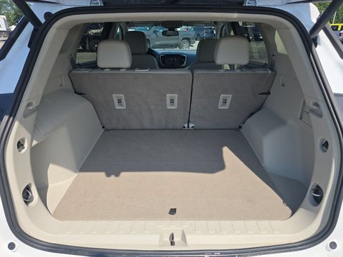 Used 2023 GMC Terrain Denali AWD/4WD image 14
