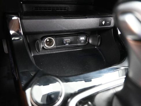 Used 2022 Kia Seltos EX image 27