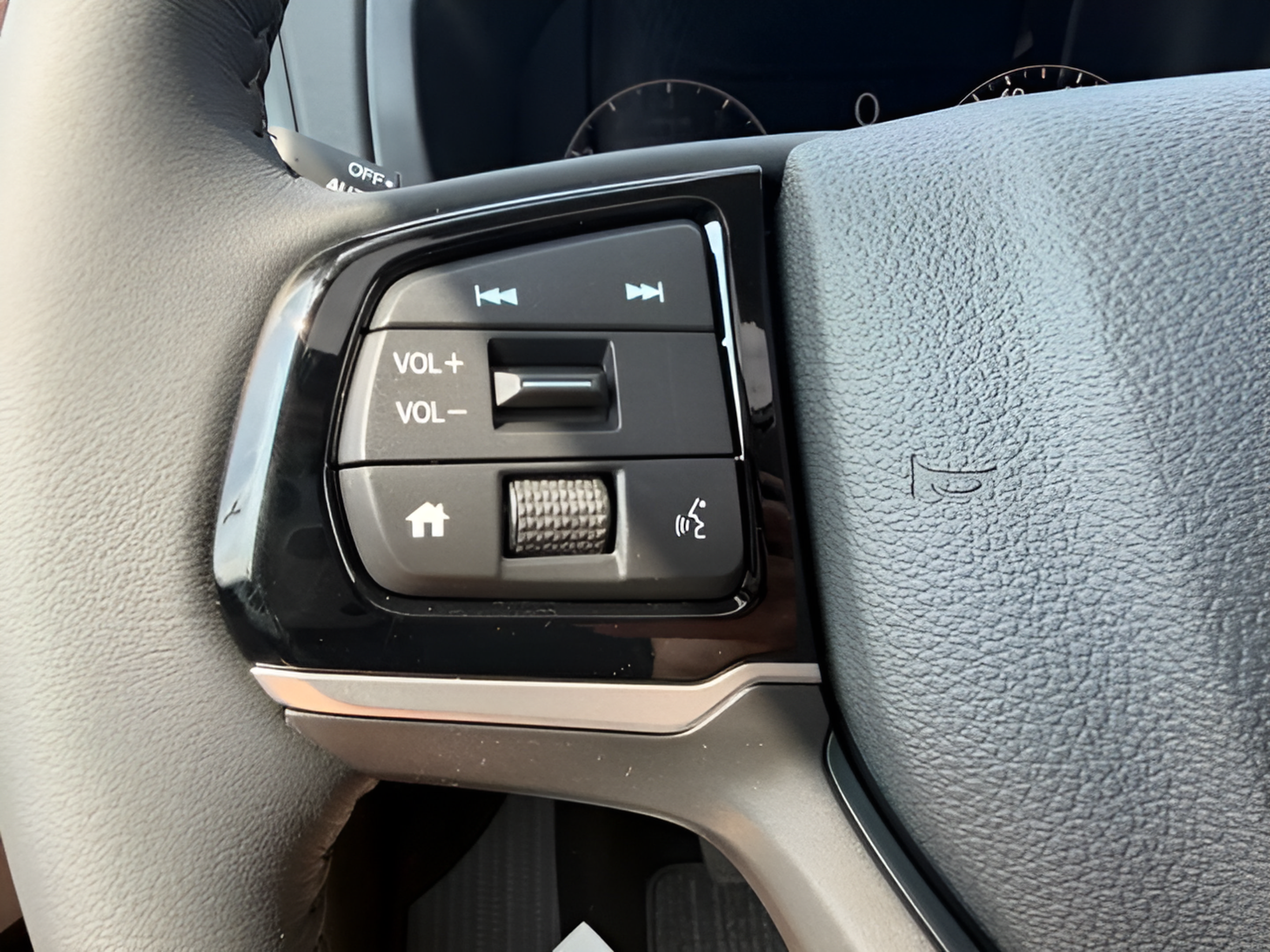 New 2027 Honda Odyssey EX-L image 13