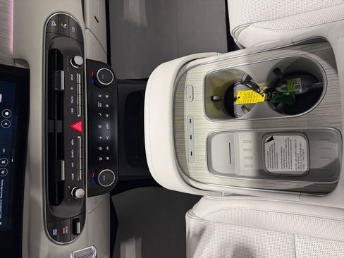New 2026 Hyundai Palisade Calligraphy AWD/4WD image 18