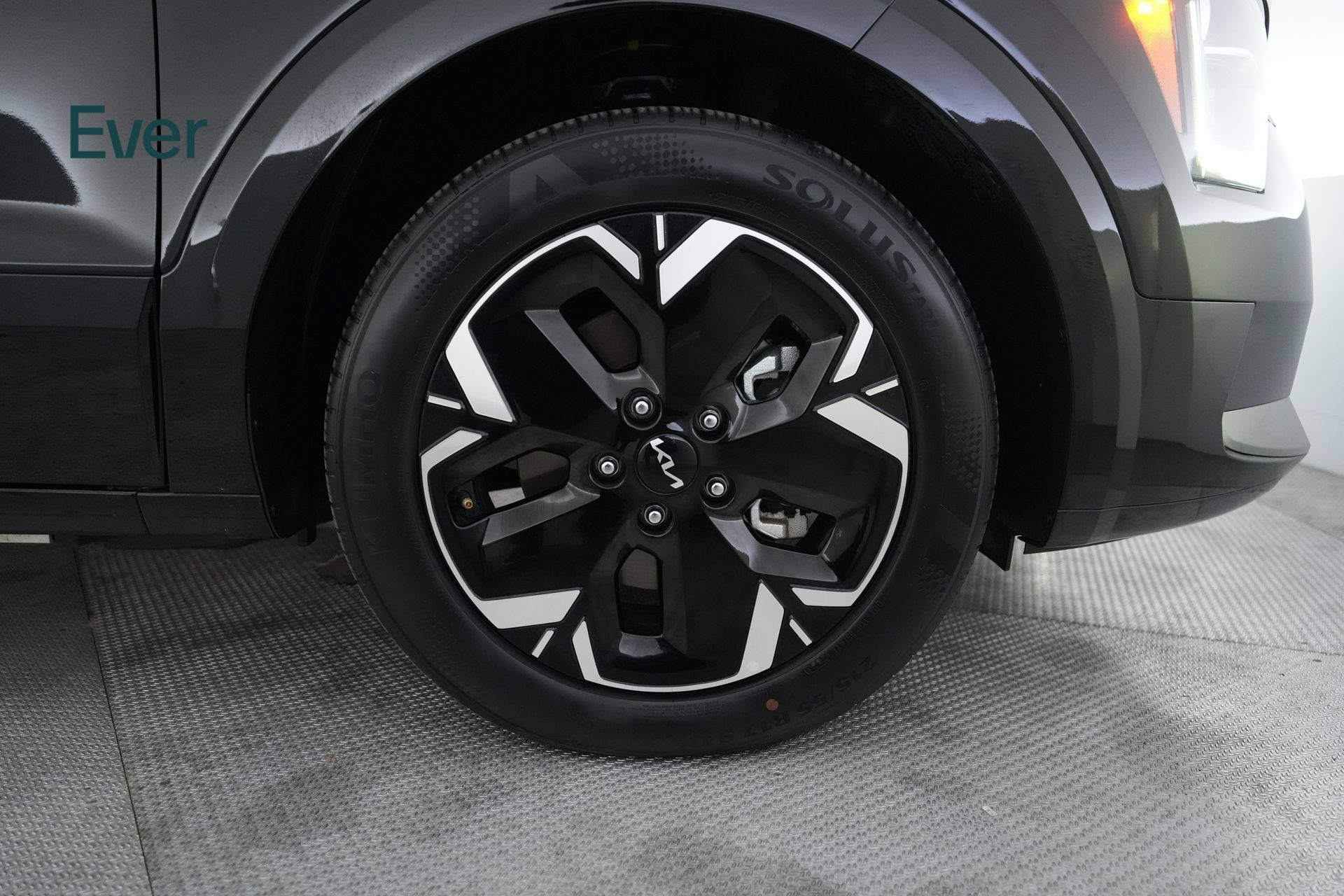 Used 2024 Kia Niro Wind w/ Wind Preserve Package FWD image 20