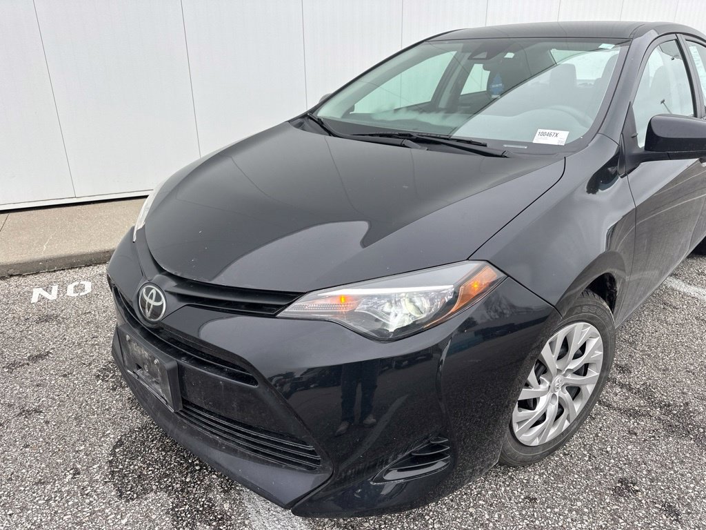 Used 2019 Toyota Corolla LE FWD image 2
