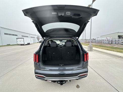 Used 2022 Kia Sorento SX FWD image 27