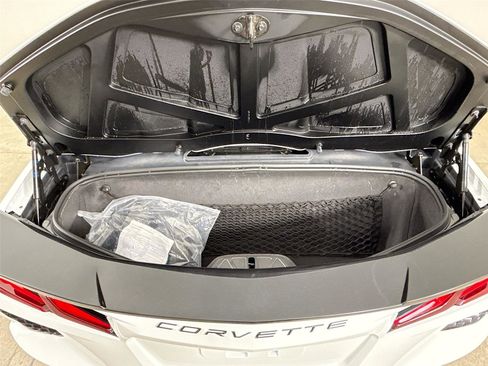 Used 2021 Chevrolet Corvette Stingray Preferred Conv w/ Battery Protection Package image 24