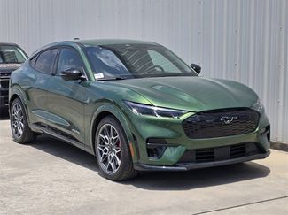 New 2025 Ford Mustang Mach-E GT video 2