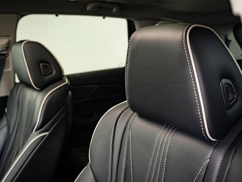 Certified 2025 Acura MDX SH-AWD w/ Advance Package image 21