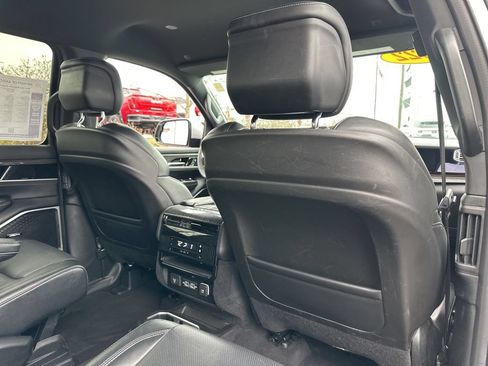 Used 2022 Jeep Wagoneer Series III w/ Flexible Seating Group AWD/4WD image 30