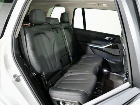 Used 2020 BMW X7 xDrive40i w/ Premium Package image 33