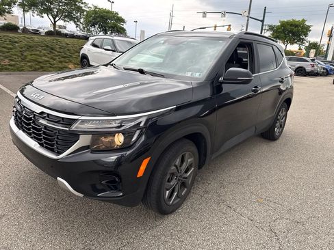 Certified 2024 Kia Seltos S AWD/4WD image 3