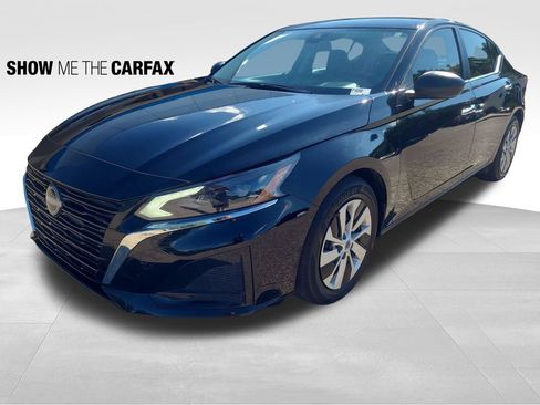 Used 2025 Nissan Altima 2.5 S FWD image 3