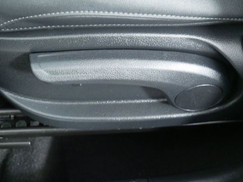 Certified 2024 Kia Seltos S image 22