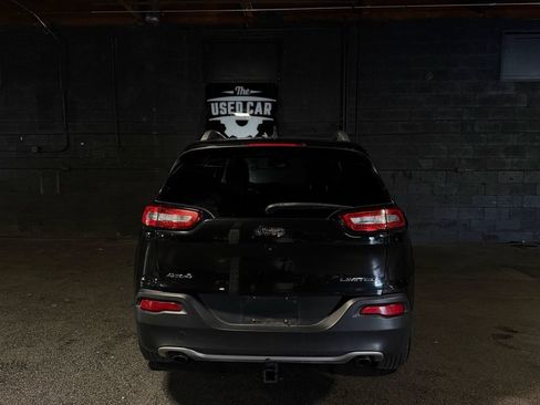 Used 2016 Jeep Cherokee Limited AWD/4WD image 5