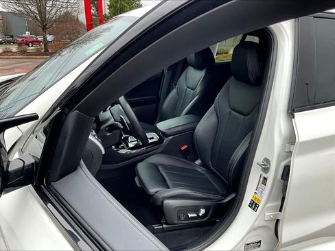 Used 2022 BMW X4 M40i w/ Parking Assistance Package image 10