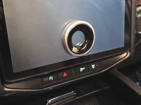 Used 2023 Ford Expedition Limited image 24