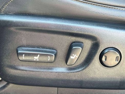 Used 2020 Lexus GX 460 Premium w/ Premium Package image 21