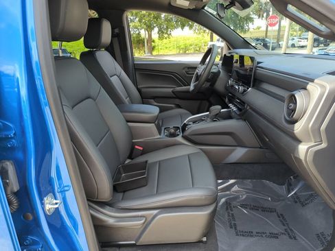 Used 2024 Chevrolet Colorado Trail Boss w/ Advanced Trailering Package AWD/4WD image 23