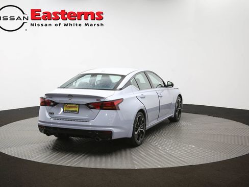 Used 2023 Nissan Altima 2.5 SR w/ SR Premium Package FWD image 39