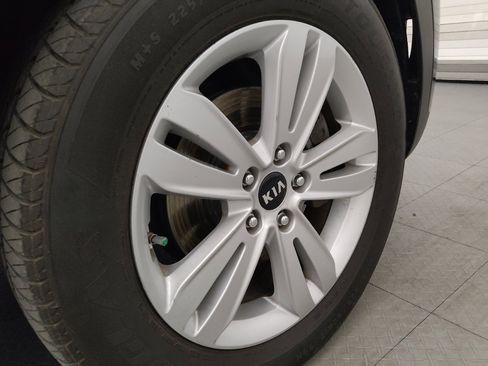 Used 2018 Kia Sportage LX FWD image 31