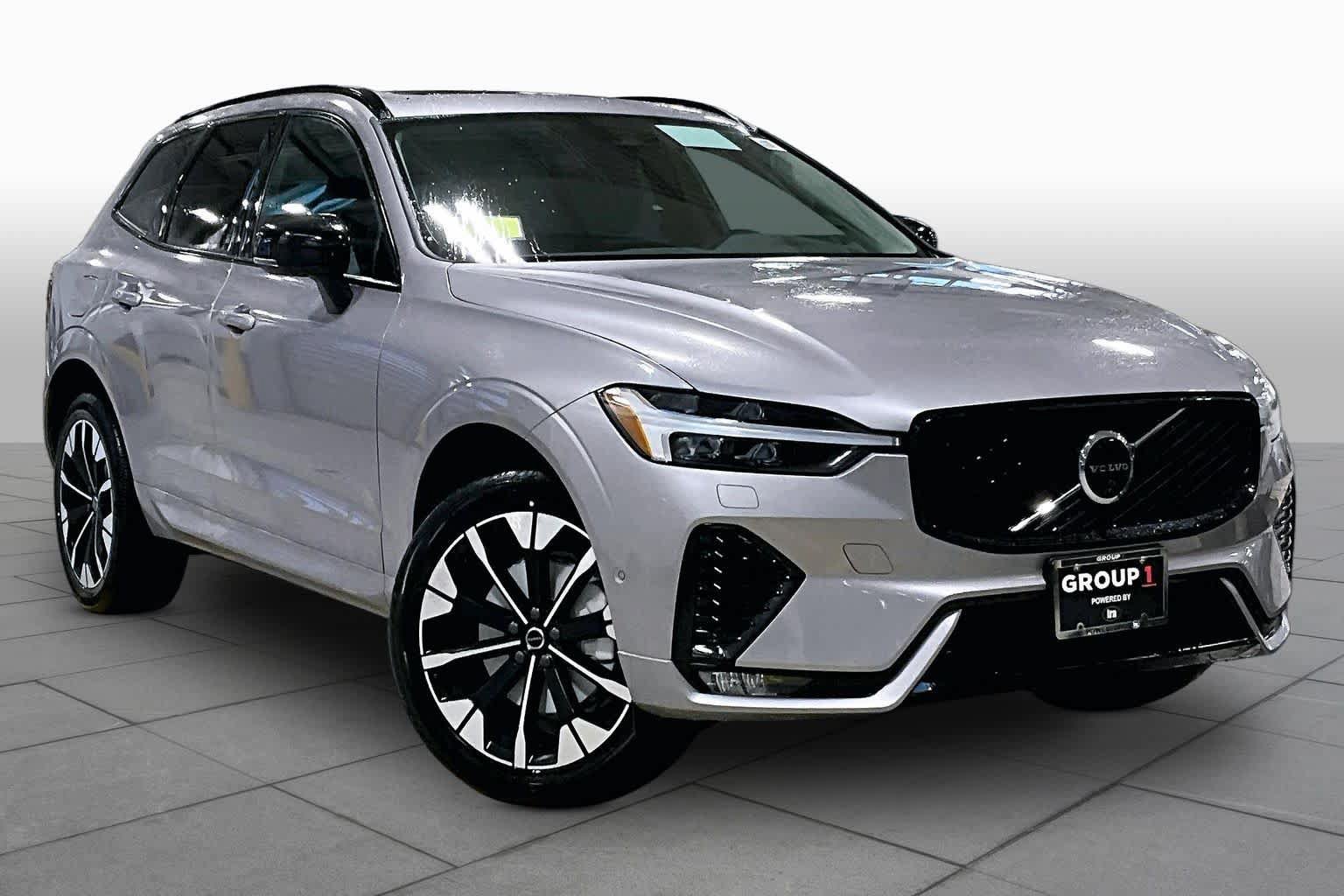 New 2026 Volvo XC60 B5 Plus w/ Protection Package Premier AWD/4WD image 17