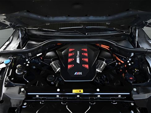 Used 2023 BMW XM image 42