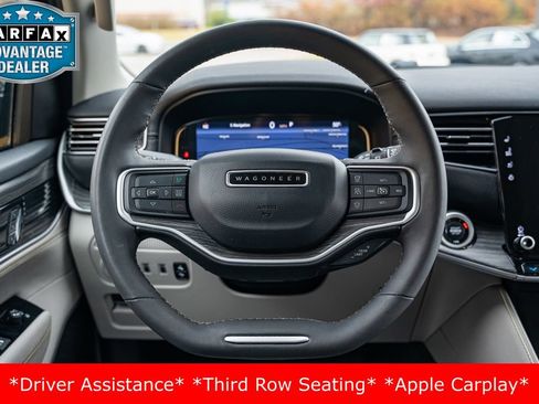 Used 2024 Jeep Wagoneer L Series II image 21