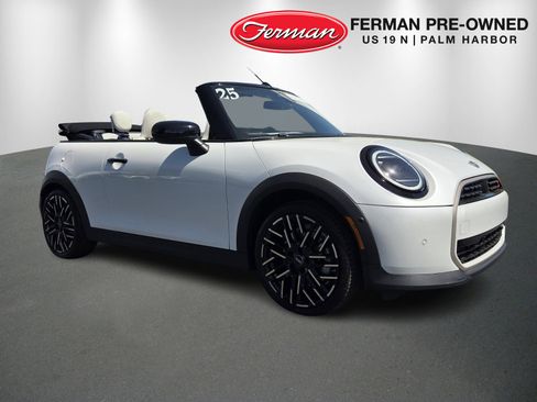 Used 2025 MINI Cooper S image 1