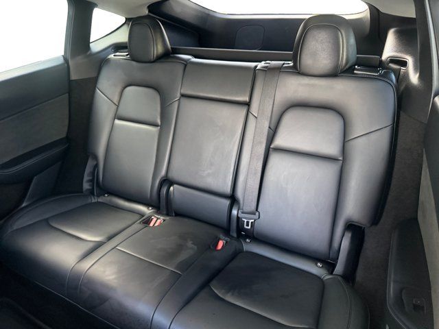 Used 2023 Tesla Model Y Long Range AWD/4WD image 11