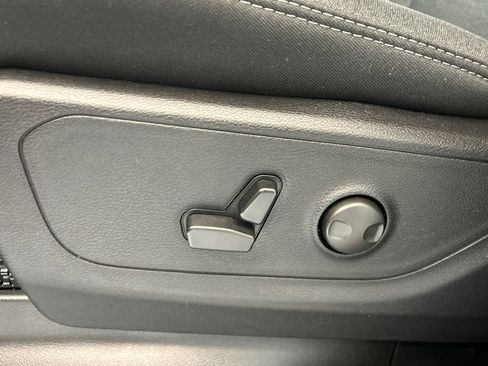 New 2026 RAM 1500 Big Horn AWD/4WD image 16