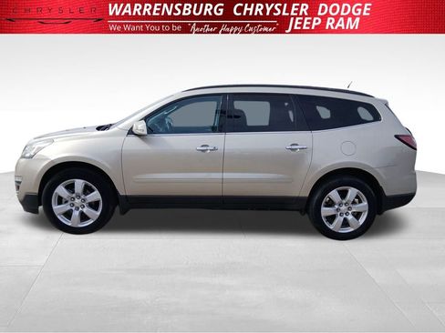 Used 2016 Chevrolet Traverse LT w/ Style and Technology Package image 7