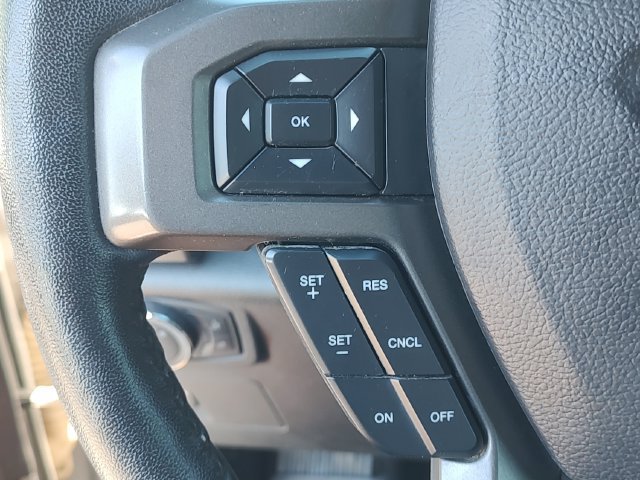 Used 2020 Ford Expedition XLT w/ Equipment Group 202A RWD image 21