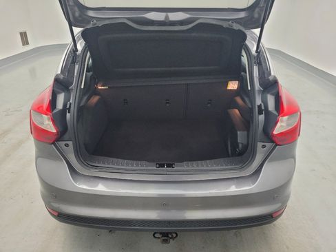 Used 2014 Ford Focus Titanium FWD image 29