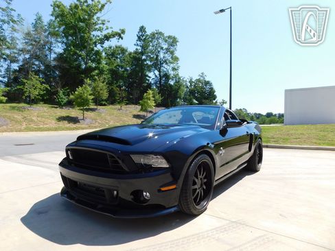 Used 2014 Ford Mustang Shelby GT500 w/ Equipment Group 821A image 7