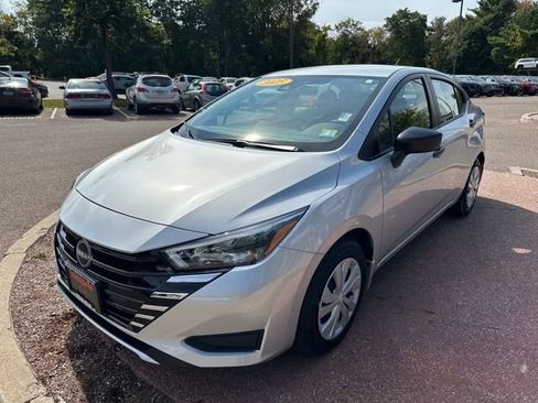 Used 2025 Nissan Versa S w/ Trunk Package image 1