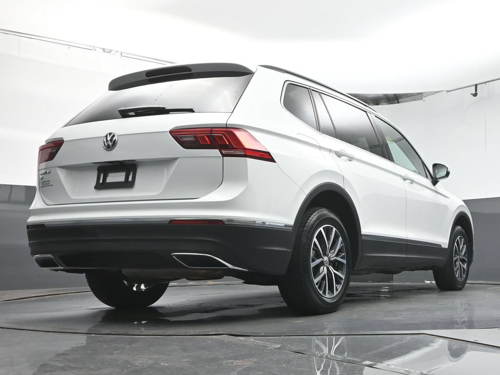 Used 2020 Volkswagen Tiguan SE FWD image 40