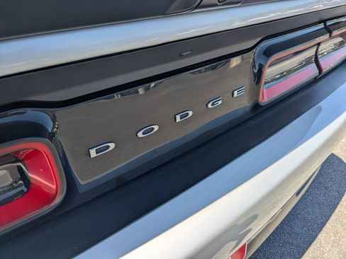 Used 2022 Dodge Challenger R/T Scat Pack RWD image 29