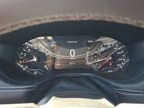 Used 2024 Jeep Compass Latitude w/ Convenience Group image 19