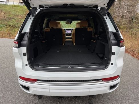 New 2025 Jeep Grand Cherokee L Summit image 23