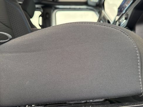 Used 2024 Jeep Wrangler Unlimited Rubicon 4xe AWD/4WD image 23