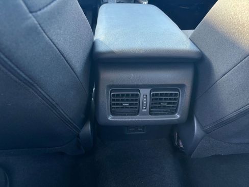 Used 2025 Toyota Camry LE image 29