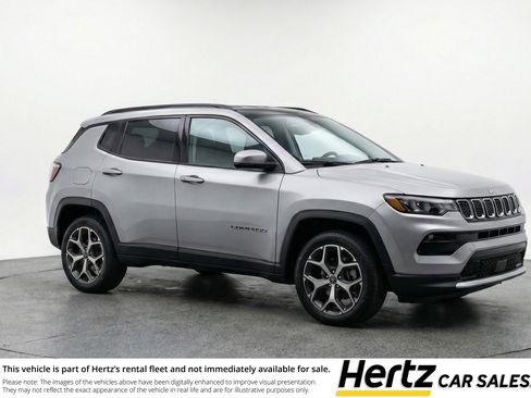 Used 2025 Jeep Compass Limited image 1