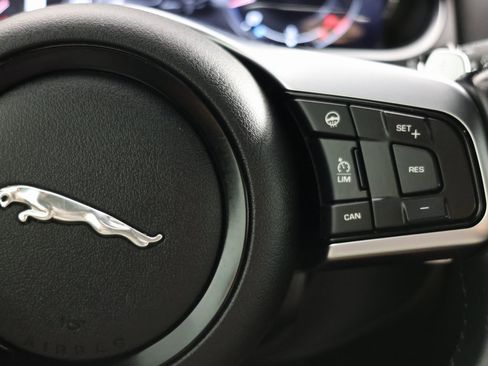 Used 2022 Jaguar F-TYPE R-Dynamic image 28