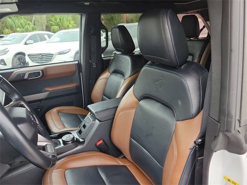 Used 2023 Ford Bronco Outer Banks image 16