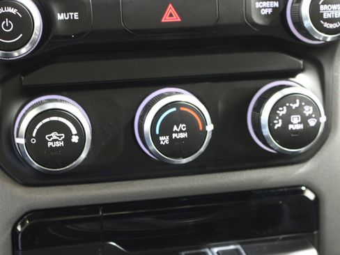 Used 2020 RAM 1500 Big Horn image 17