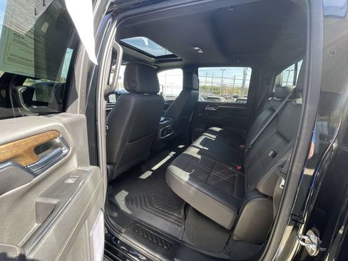 Used 2024 Chevrolet Silverado 2500 High Country w/ High Country Premium Package AWD/4WD image 22
